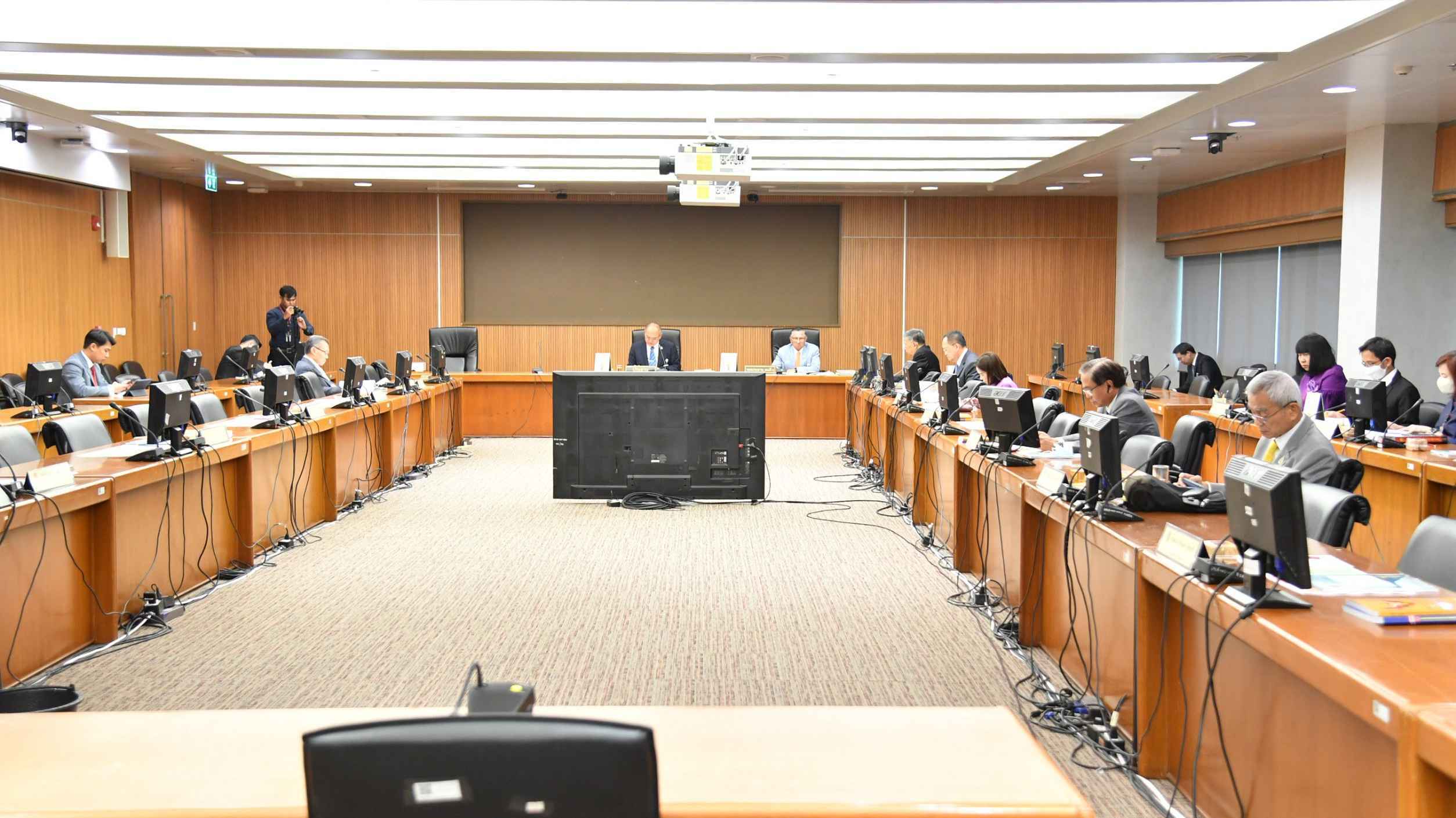 วุฒิสภา ประชุมวันจันทร์ที่ 2 และ อังคารที่ 3 ต.ค. รับทราบรายงานแนวทางอนุรักษ์มรดกวัฒนธรรม การแก้ปัญหาหนี้สิน และกรณี ครม. เสนอให้รองนายกฯ สมศักดิ์ ร่วมเป็นกรรมาธิการในวิปวุฒิสภา