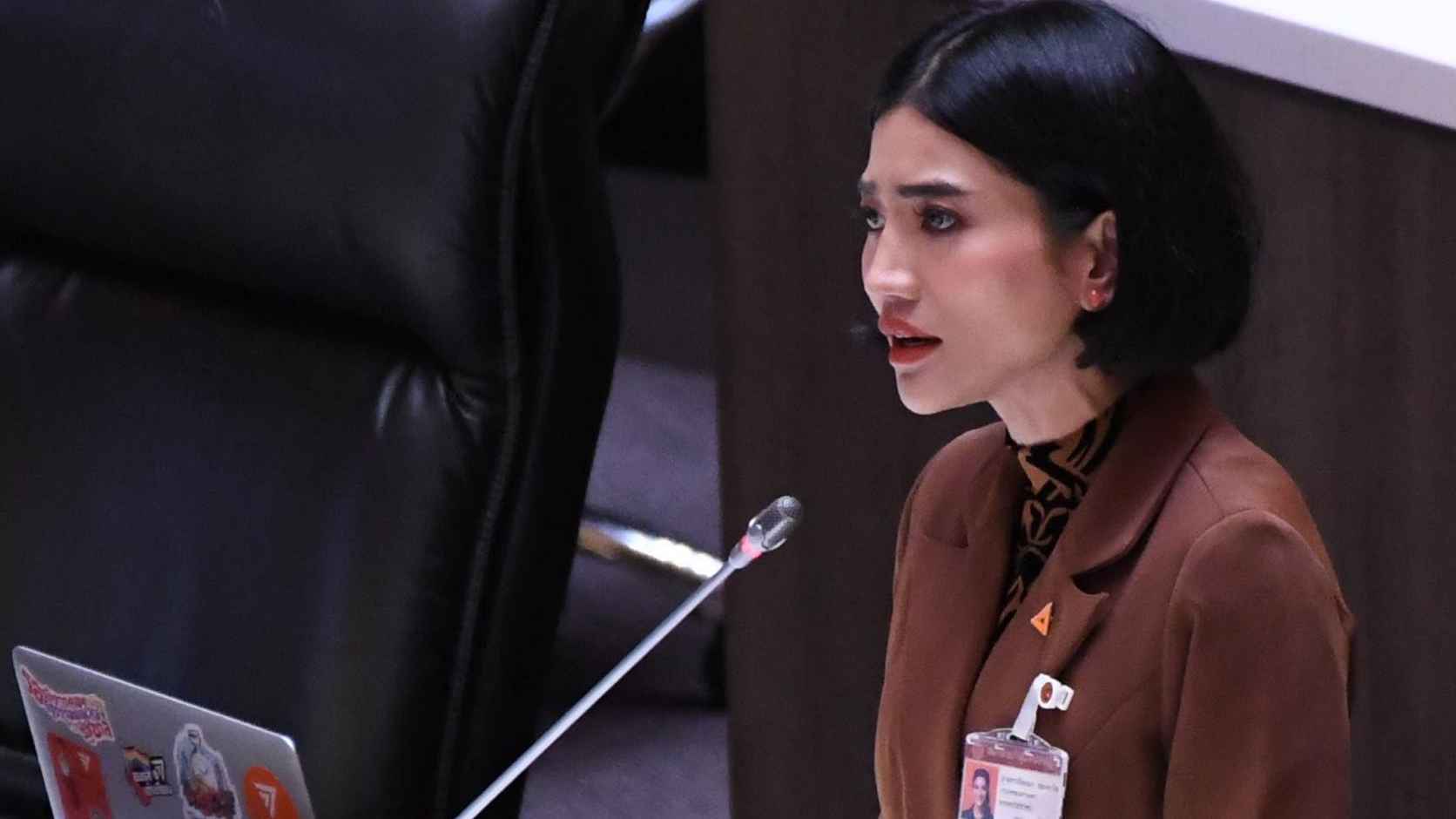 สส.ธิษะณา พรรคประชาชน ขอ รมว.พม. ออกประกาศกระทรวงแก้ไขกฎเกณฑ์และเงื่อนไขในการออกบัตรผู้พิการ