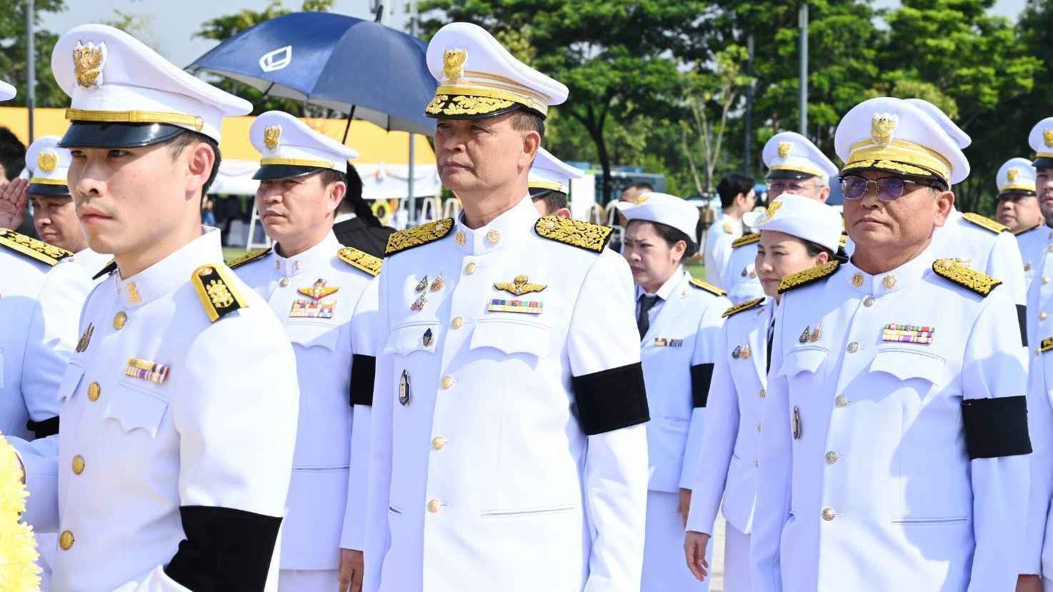 วุฒิสภาวางพวงมาลาถวายราชสักการะ เนื่องในวันนวมินทรมหาราช 3