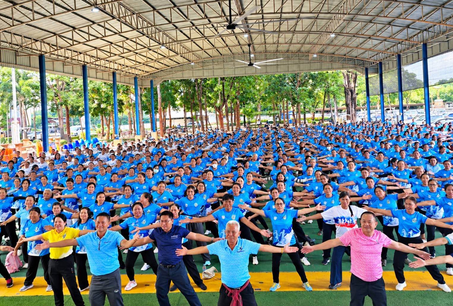 ประธานรัฐสภา เปิดโครงการ ลดพุง ลดโรค ใน 4 อำเภอบุรีรัมย์ ส่งเสริมปรับพฤติกรรมสุขภาพใน 90 วัน 4