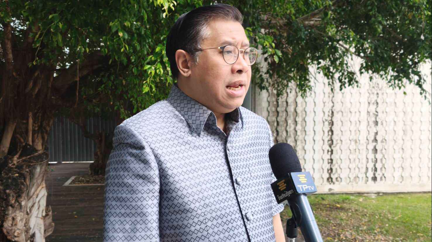 สส.จักรภพ พท. ขอ อดีตนายนกฯ ทักษิณ ชะลอยื่นนิรโทษกรรม หวั่นกระทบความเป็นกลาง พ.ร.บ.สร้างเสริมสังคมสันติสุขฯ