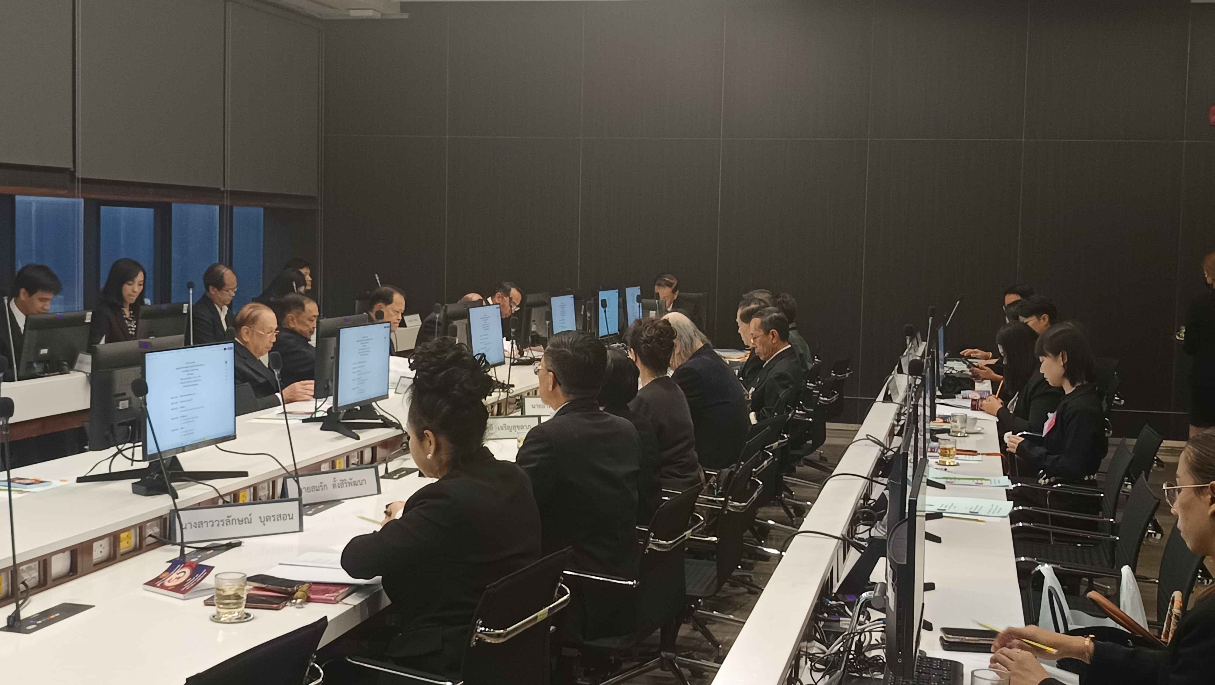 ประธานรัฐสภา หารือเตรียมความพร้อมนำคณะผู้แทนรัฐสภาไทยเดินทางเยือนสาธารณรัฐประชาชนจีนอย่างเป็นทางการ ระหว่างวันที่ 22-28 มิ.ย.นี้ 2