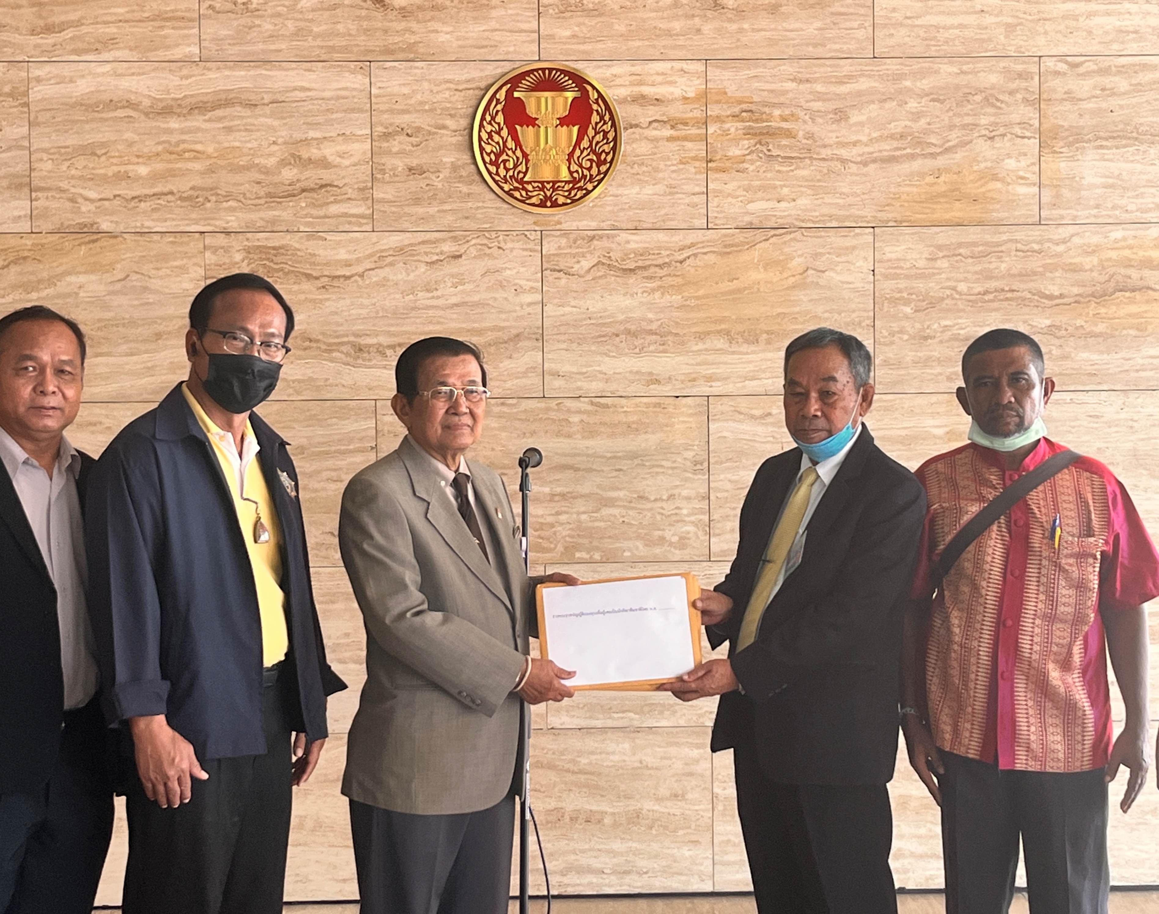 ผู้ช่วยเลขานุการประธานสภาฯ รับการยื่นเสนอจัดทำร่างกฎหมายจากภาคประชาชน 10 ฉบับ 2