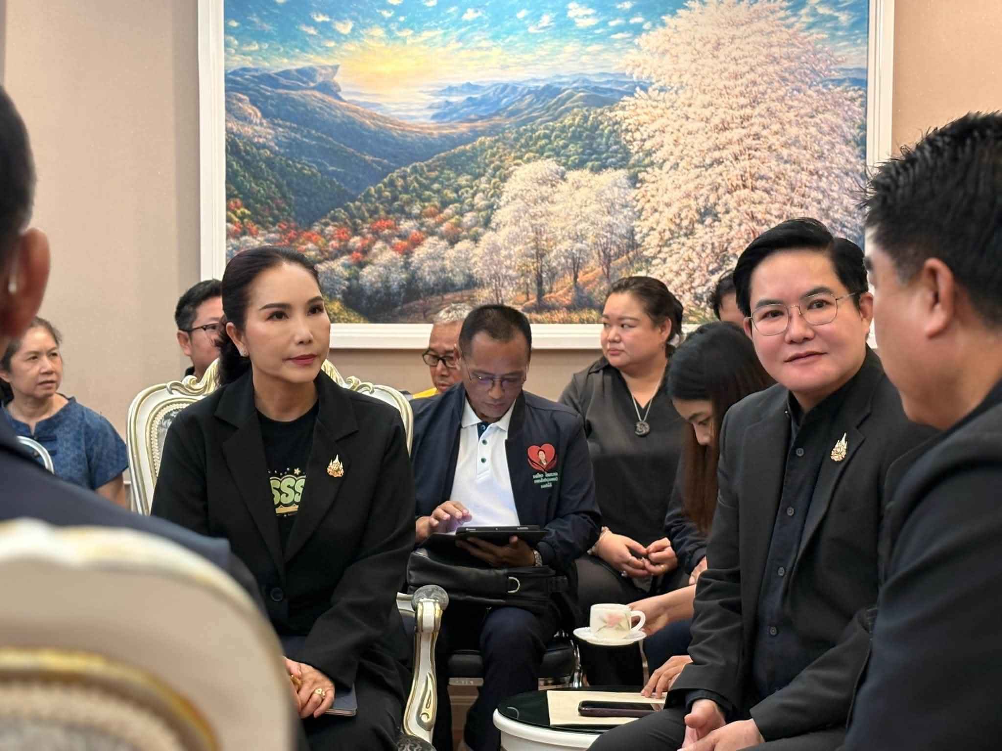 2 สส. พรรคกล้าธรรม หารือ ผวจ.เชียงราย เร่งวางแนวทางป้องกันน้ำท่วม อ.แม่สาย จ.เชียงราย พร้อมติดตามปัญหาสารโลหะหนักปนเปื้อนในแม่น้ำสาย 2