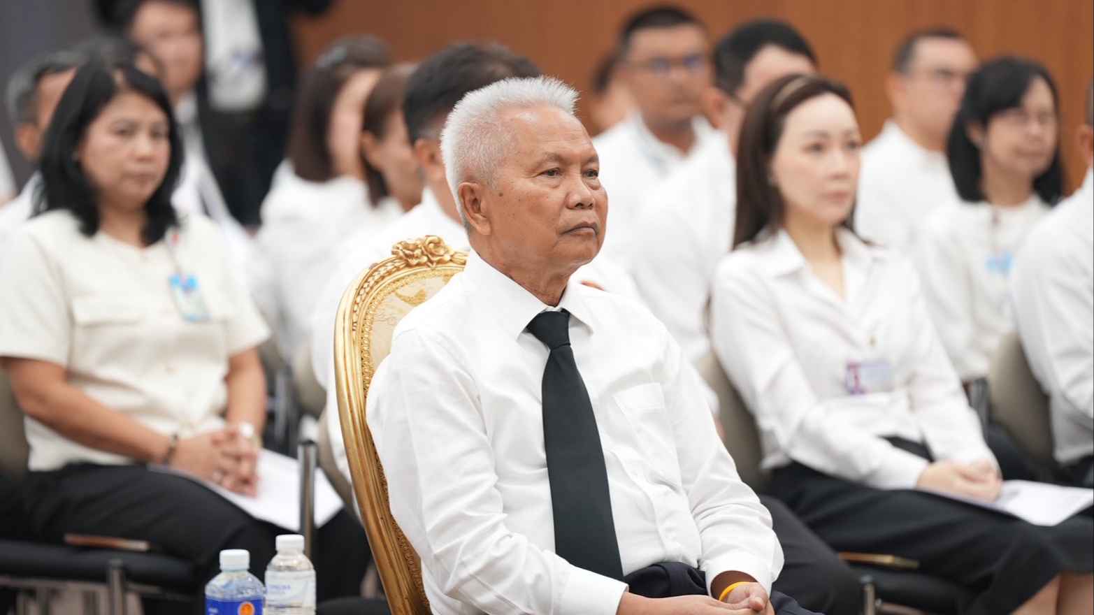 ประธานรัฐสภานำบุคลากรสวดพระพุทธมนต์และเจริญจิตตภาวนา ถวายพระราชกุศลเนื่องในวันนวมินทรมหาราช 2