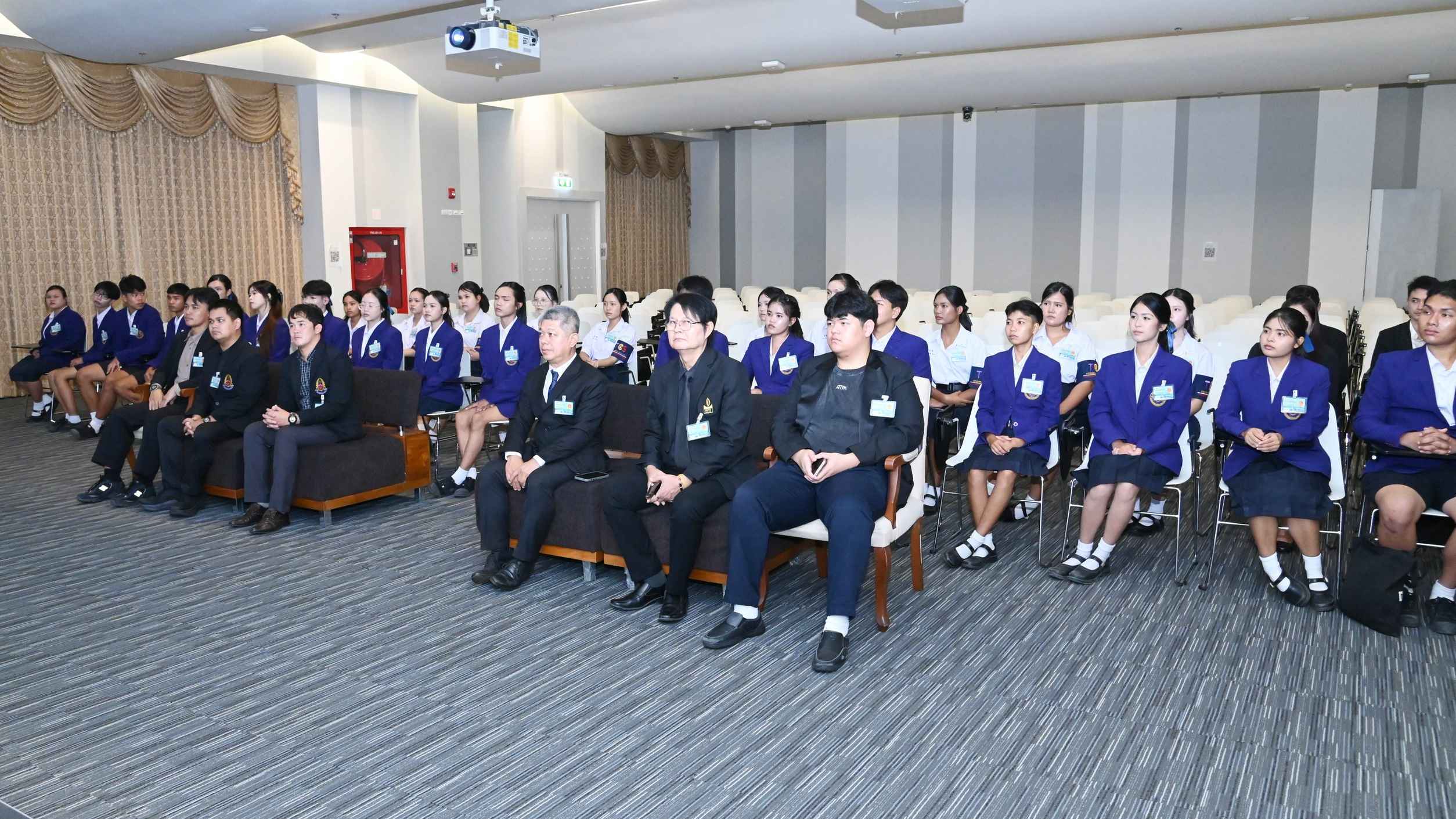 ประธาน กมธ.กระจายอำนาจฯ ถ่ายทอดบทบาทกรรมาธิการ ให้นักเรียน–ประชาชน ในโครงการรัฐสภา 360 องศา 3