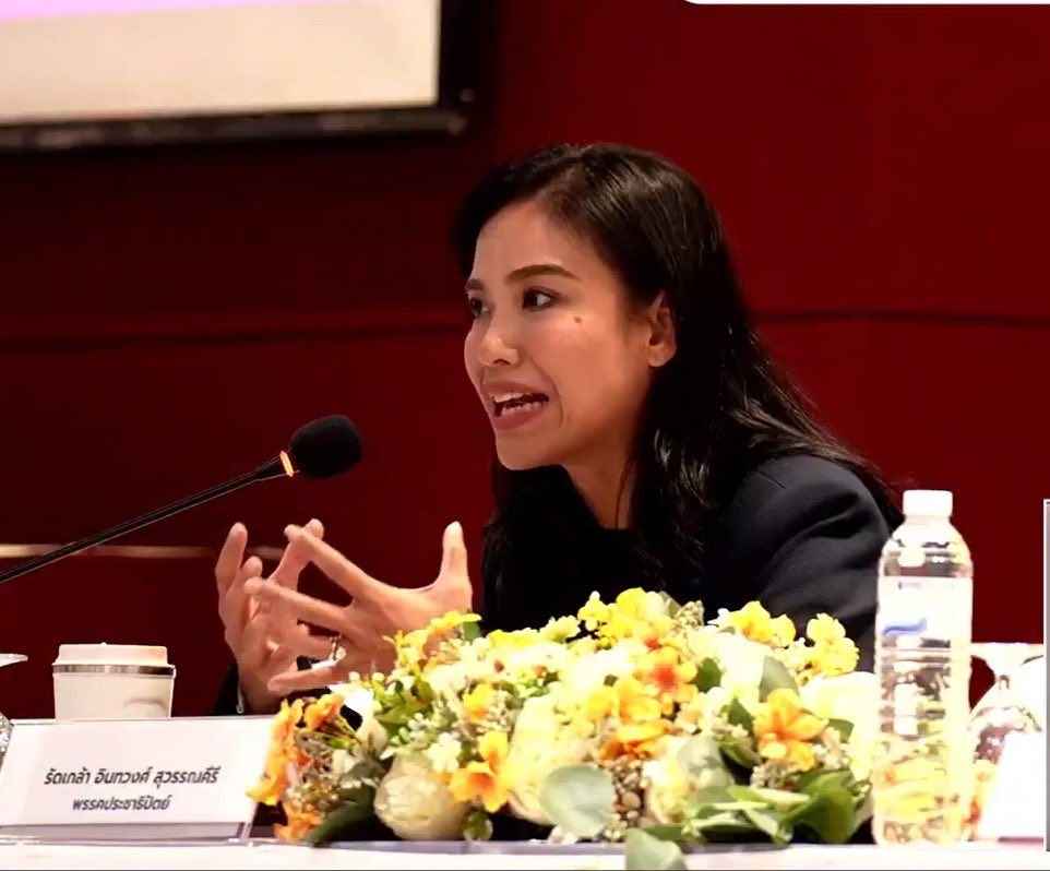 รองหัวหน้าพรรคประชาธิปัตย์ ชี้เหตุการณ์ “รถบัสทัศนศึกษานักเรียนไฟไหม้” สะท้อนปัญหาเชิงโครงสร้างการศึกษา 2