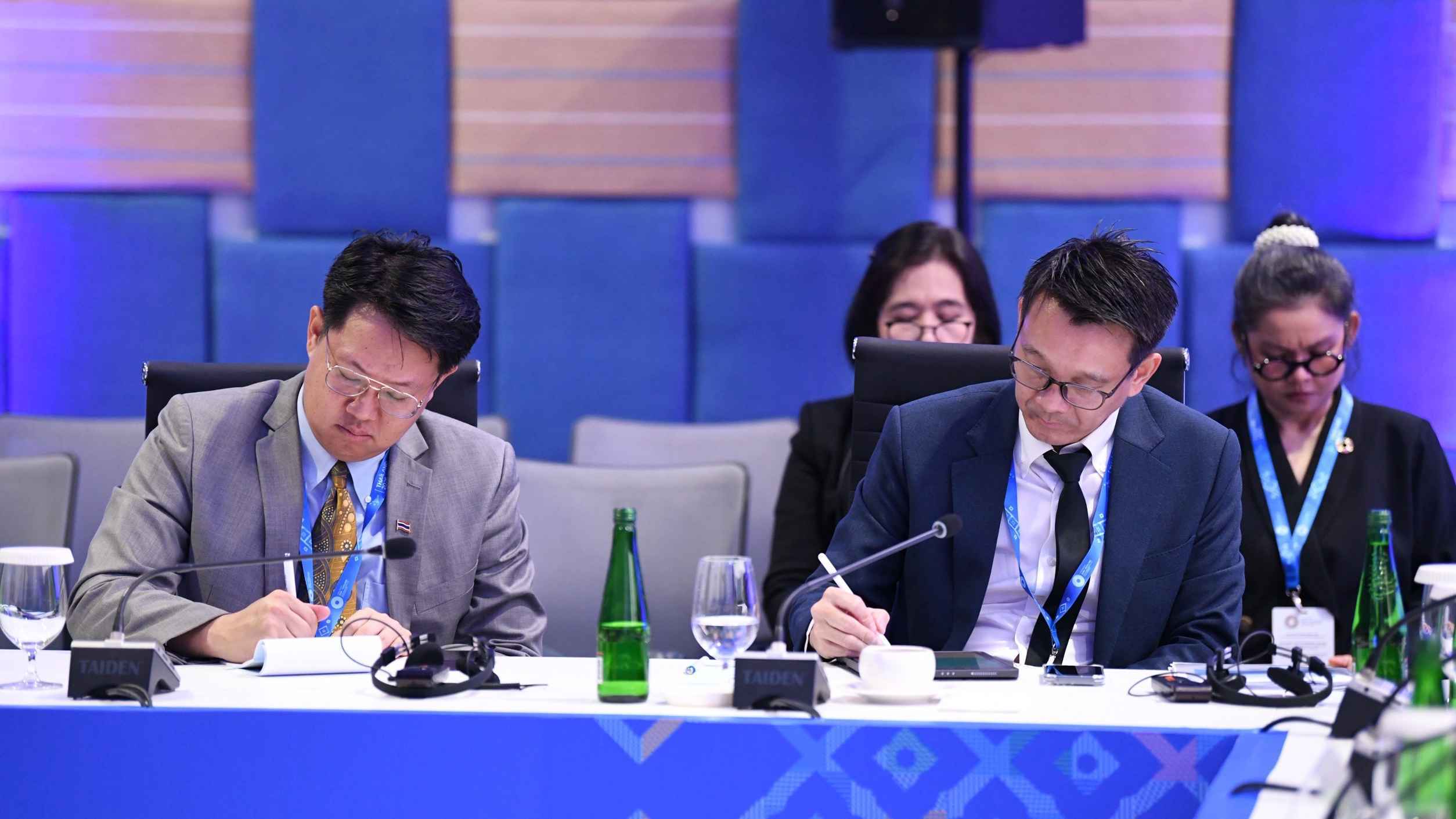 ผู้แทนรัฐสภาไทย ร่วมเสวนายุวสมาชิกรัฐสภากับ IMF - ธนาคารโลก แลกเปลี่ยนแนวทางส่งเสริมการจ้างงานเพื่อการพัฒนาที่ยั่งยืน