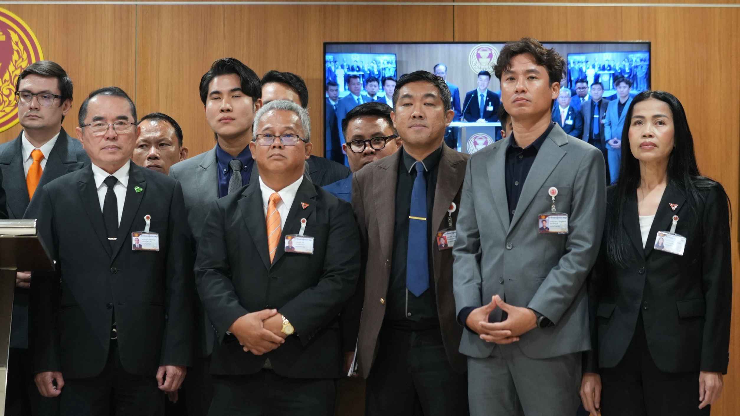 ประธานสภาผู้แทนราษฎร รับการยื่นเสนอญัตติไม่ไว้วางใจ 18 รัฐมนตรี เตรียมตรวจสอบก่อนประสานวันอภิปราย 3